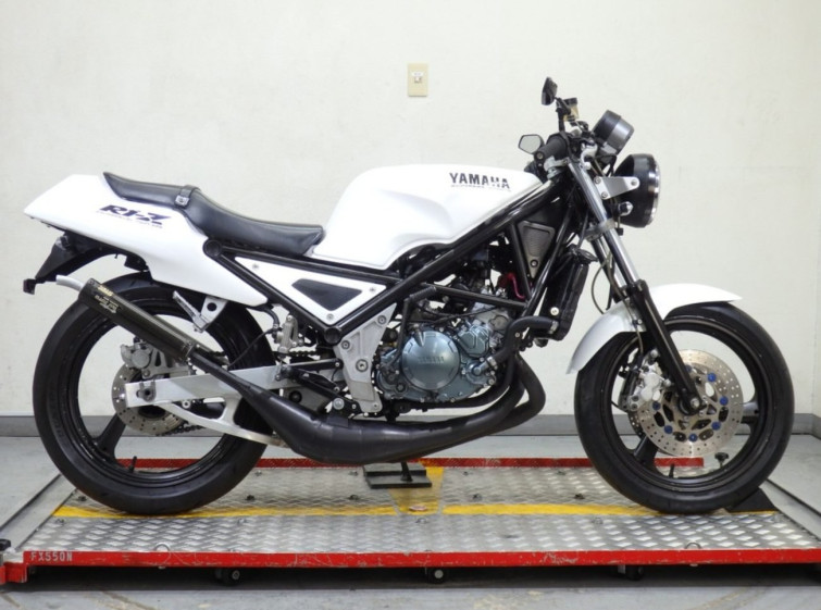 Мотоцикл Yamaha R1-Z з пробігом 12751 km