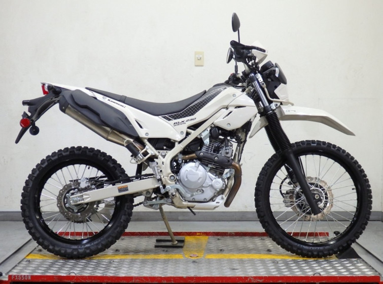 Мотоцикл Kawasaki KLX150L с пробегом 1251 km