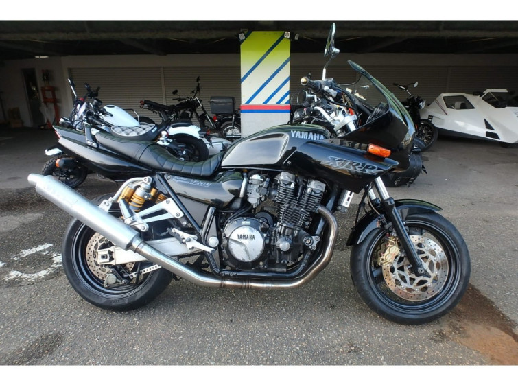 Мотоцикл Yamaha XJR1200R с пробегом 31067 km