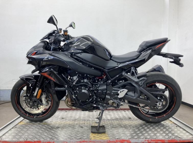 Мотоцикл Kawasaki NINJA H2 с пробегом 144 km