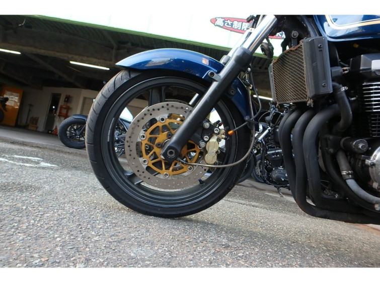 Мотоцикл Kawasaki ZRX400 з пробігом 70759 km