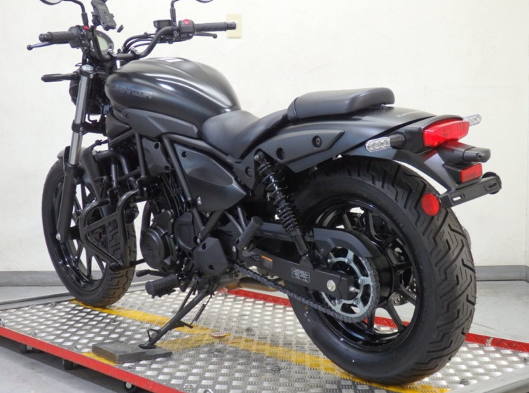 Мотоцикл Kawasaki ELIMINATOR 400 з пробігом 551 km