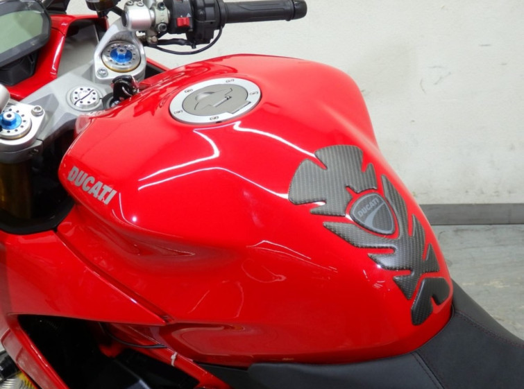 Мотоцикл Ducati SUPERSPORT 950S з пробігом 22354 km