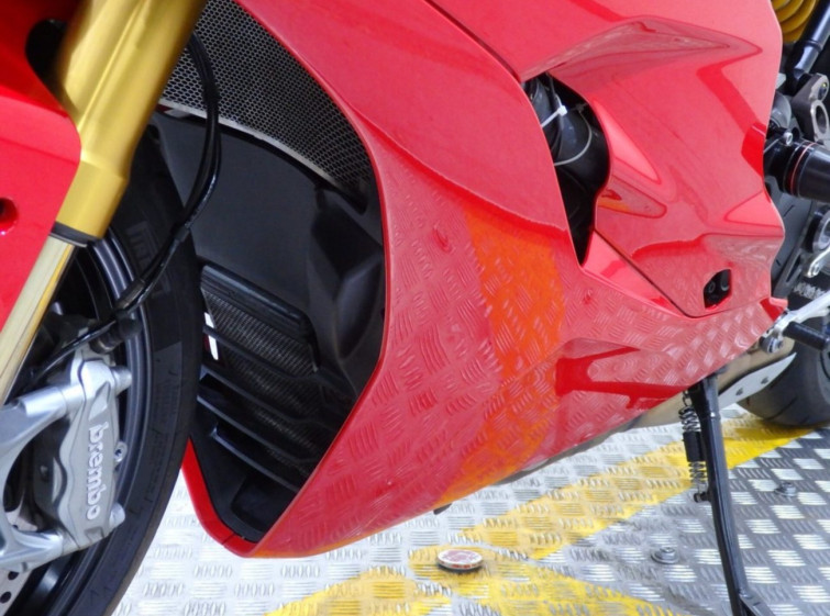 Мотоцикл Ducati SUPERSPORT 950S з пробігом 22354 km