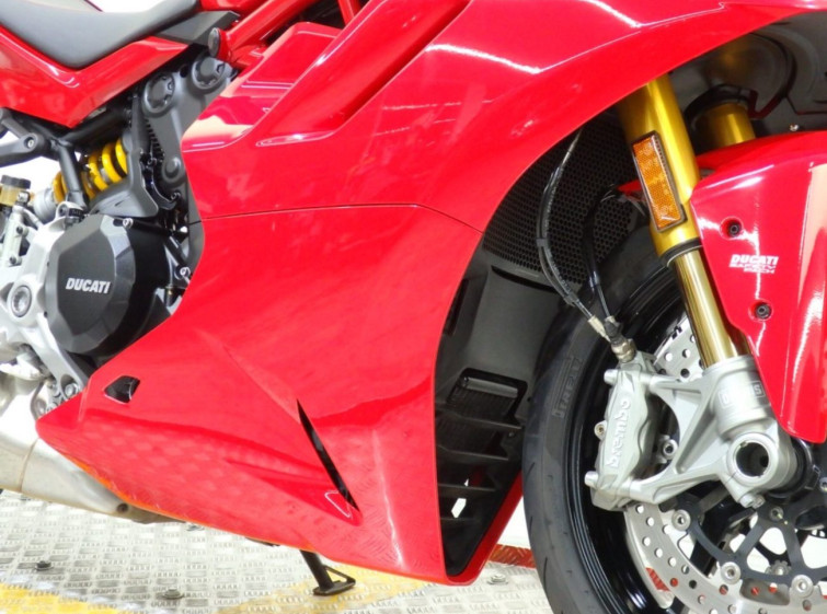 Мотоцикл Ducati SUPERSPORT 950S з пробігом 7830 km