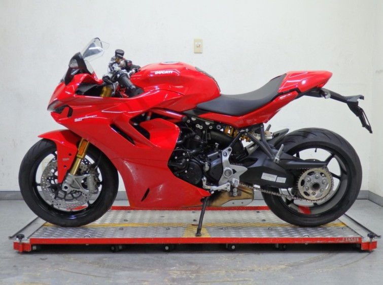 Мотоцикл Ducati SUPERSPORT 950S з пробігом 7830 km