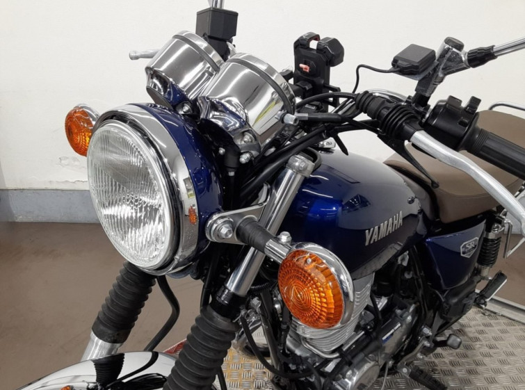 Мотоцикл Yamaha SR400 с пробегом 10868 km