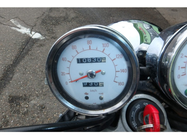 Мотоцикл Yamaha SR400 с пробегом 10830 km