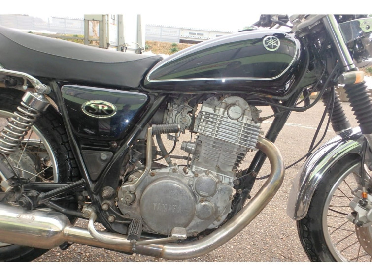 Мотоцикл Yamaha SR400 с пробегом 10830 km