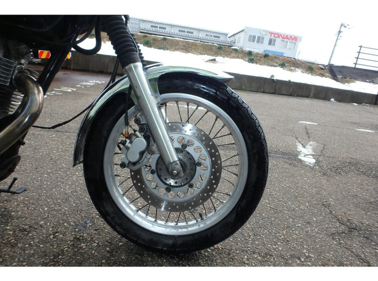 Мотоцикл Yamaha SR400 с пробегом 10830 km