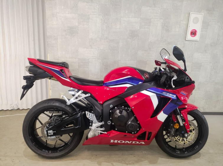Мотоцикл Honda CBR600RRA с пробегом 8748 km