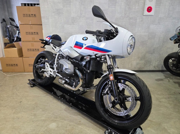 Мотоцикл BMW R NINE T RACER з пробігом 4739 km