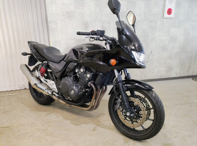 Мотоцикл Honda CB400SFVA з пробігом 27378 km