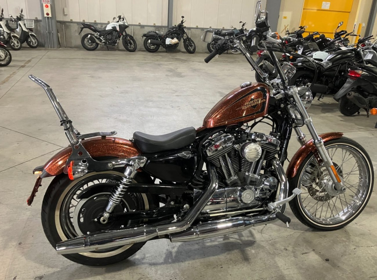 Мотоцикл HD SPORTSTER SEVENTY-TWO XL1200V с пробегом 7325 km