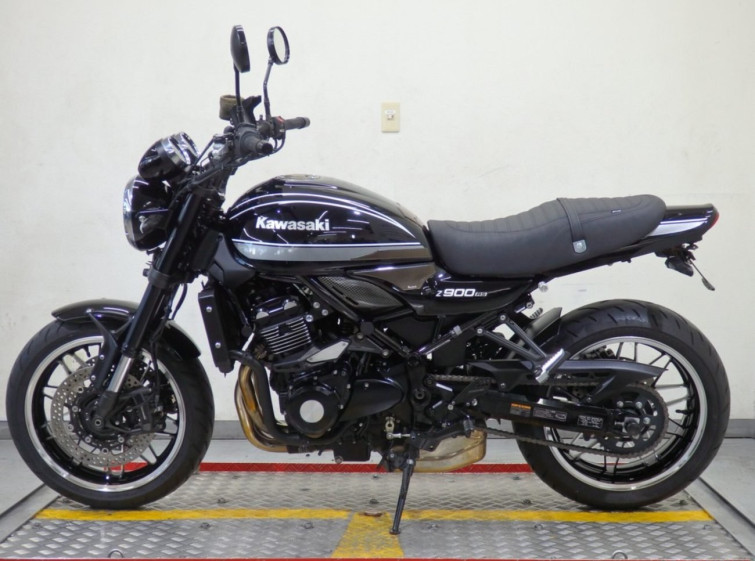 Мотоцикл Kawasaki Z900RS з пробігом 5974 km