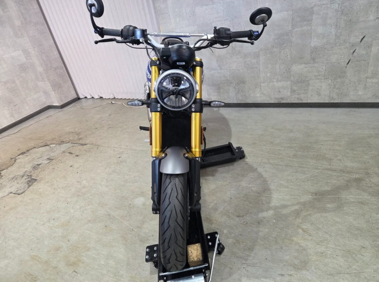 Мотоцикл Triumph speed 400 з пробігом 5059 km