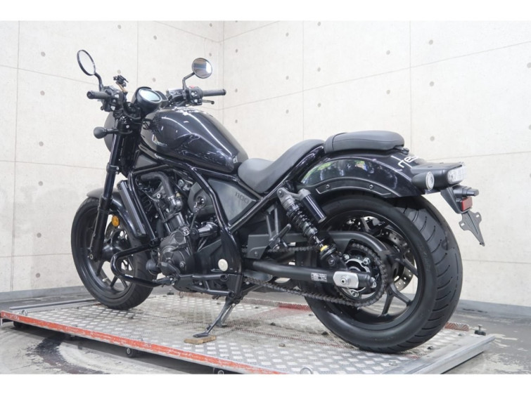 Мотоцикл Honda REBEL CMX1100DCT з пробігом 3908 km