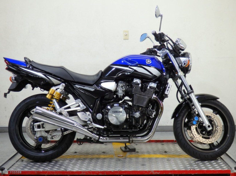Мотоцикл Yamaha XJR1300 з пробігом 31339 km