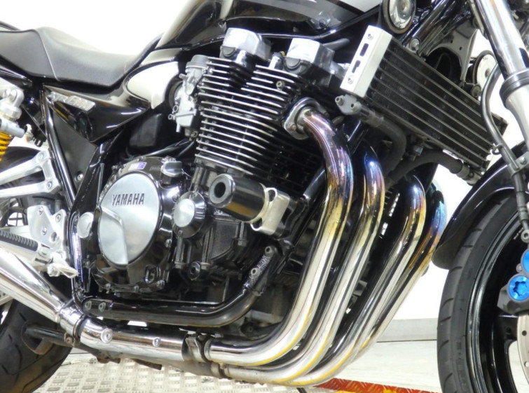 Мотоцикл Yamaha XJR1300 з пробігом 31339 km
