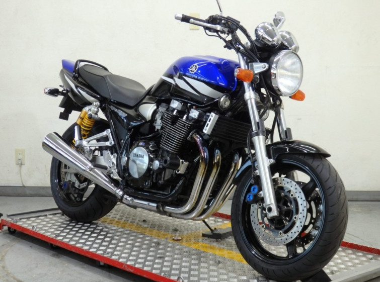 Мотоцикл Yamaha XJR1300 з пробігом 31339 km