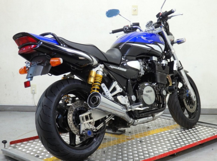 Мотоцикл Yamaha XJR1300 з пробігом 31339 km
