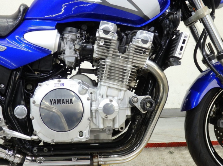 Мотоцикл Yamaha XJR1300 с пробегом 24401 km