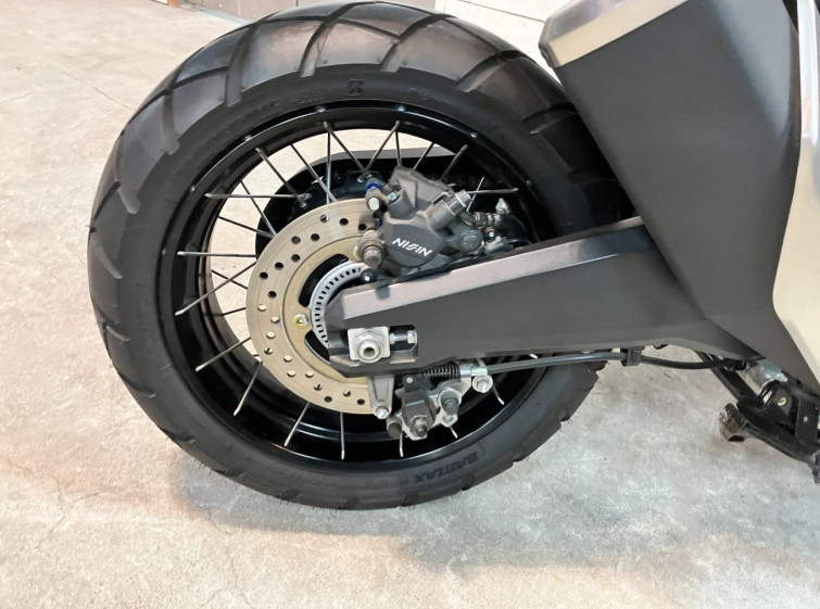Мотоцикл Honda X-ADV750 з пробігом 1405 km