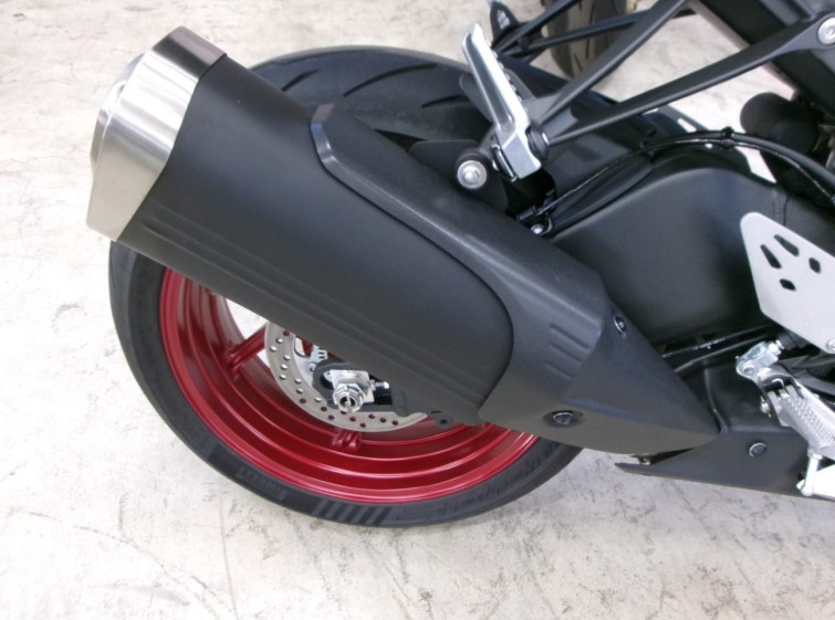 Мотоцикл Kawasaki NINJA ZX-6R з пробігом 128 km