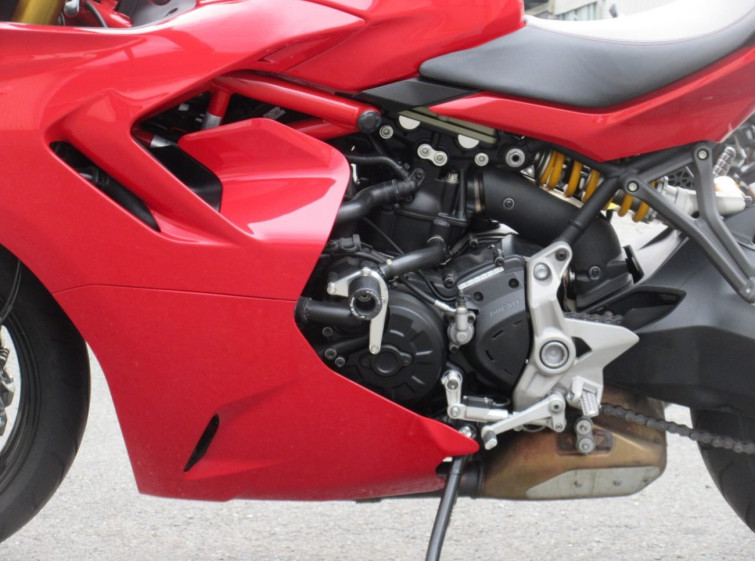 Мотоцикл Ducati SUPERSPORT 950S з пробігом 19945 km