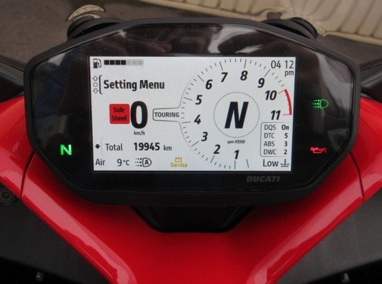 Мотоцикл Ducati SUPERSPORT 950S з пробігом 19945 km