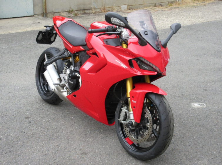 Мотоцикл Ducati SUPERSPORT 950S з пробігом 19945 km