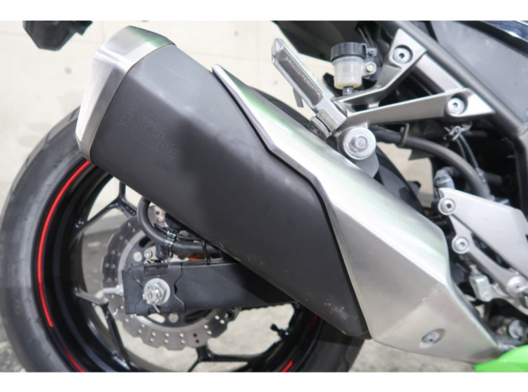 Мотоцикл Kawasaki NINJA250A з пробігом 14427 km