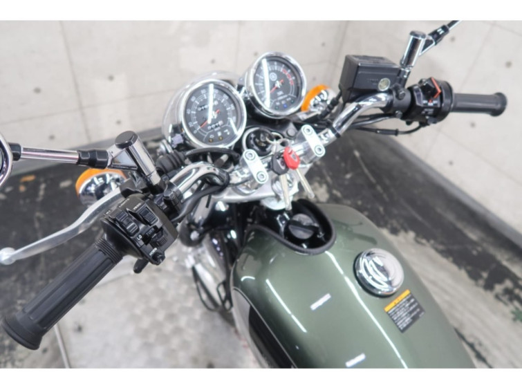 Мотоцикл Yamaha SR400 с пробегом 1656 km