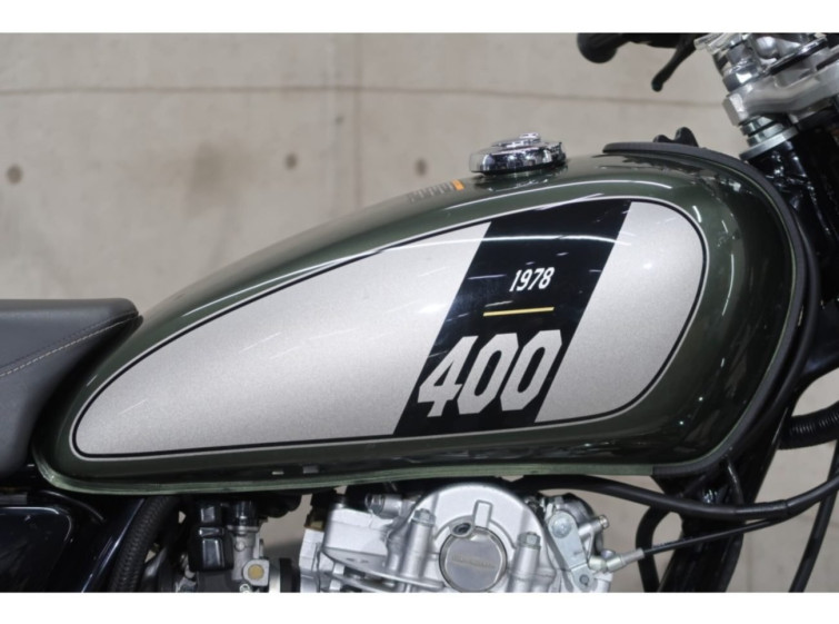 Мотоцикл Yamaha SR400 с пробегом 1656 km