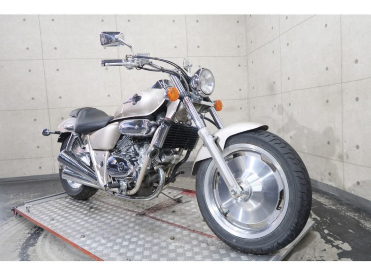 Мотоцикл Honda MAGNA250S з пробігом 22560 km