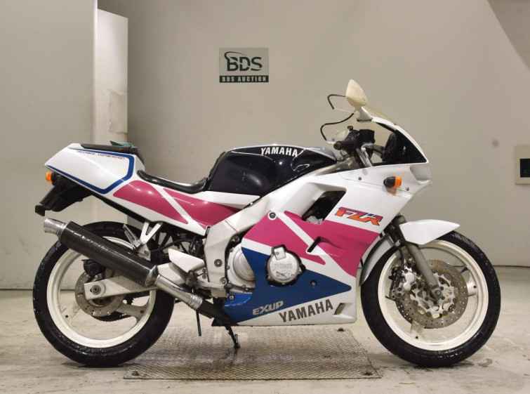 Мотоцикл Yamaha FZR250R з пробігом 7394 km