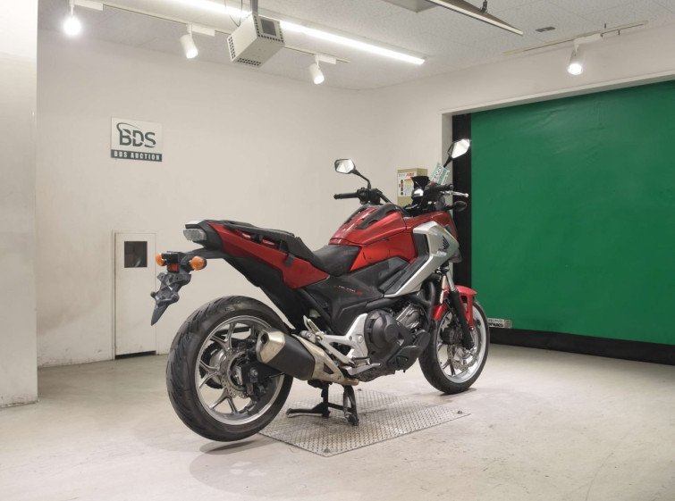 Мотоцикл Honda NC750XDLD з пробігом 75404 km