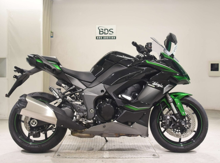 Мотоцикл Kawasaki ninja 1000 sx с пробегом 32238 km