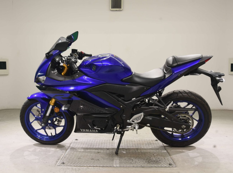 Мотоцикл Yamaha YZF-R25 с пробегом 4625 km