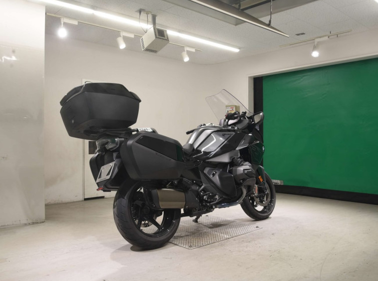 Мотоцикл BMW R1300RT с пробегом 2282 km