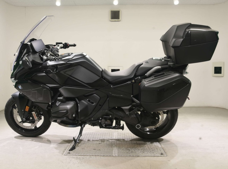 Мотоцикл BMW R1300RT с пробегом 2282 km