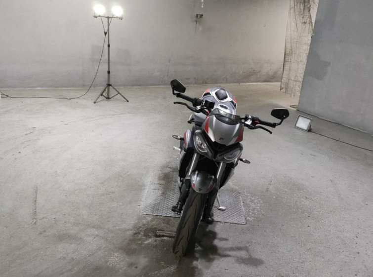 Мотоцикл Triumph STREET TRIPLE RS с пробегом 5715 km