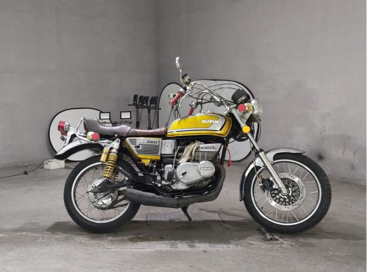 Мотоцикл Suzuki GT380 з пробігом 32074 km