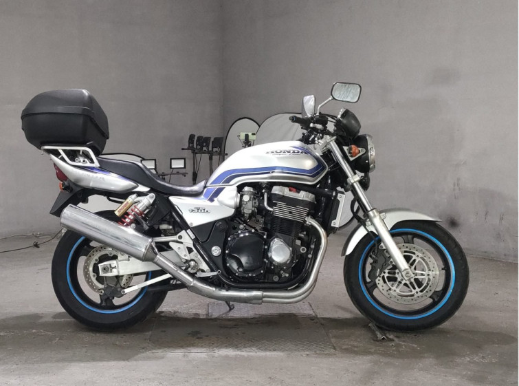 Мотоцикл Honda CB1300SF с пробегом 24784 km