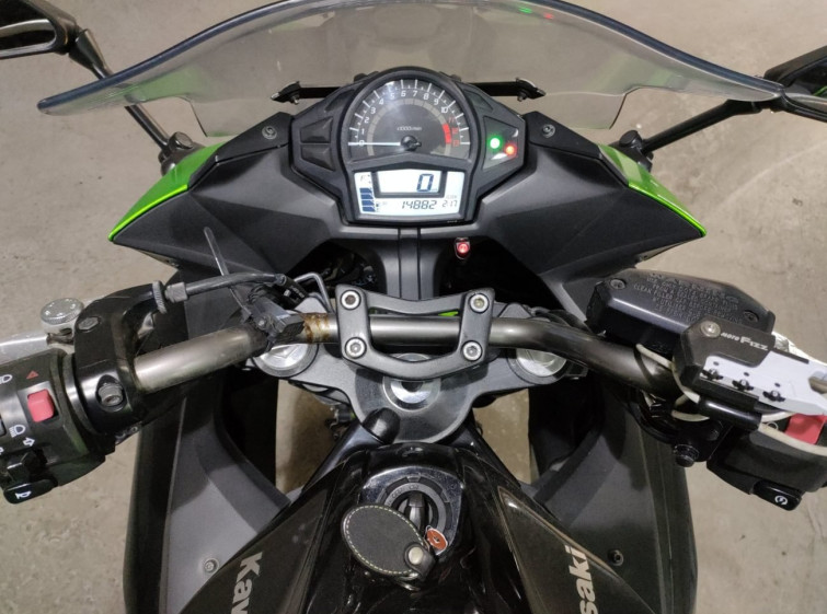 Мотоцикл Kawasaki NINJA400