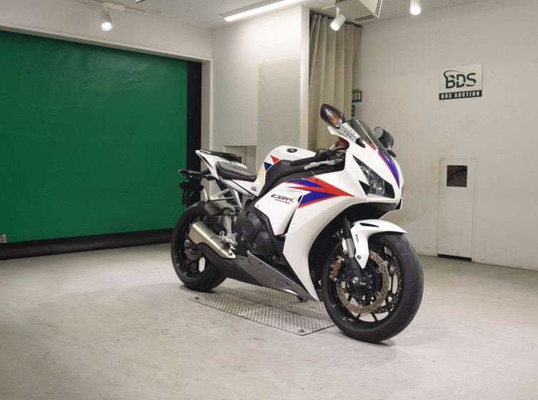 Мотоцикл Honda CBR1000RR з пробігом 19919 km