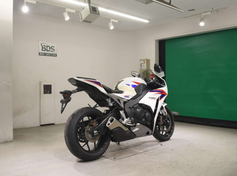 Мотоцикл Honda CBR1000RR з пробігом 19919 km