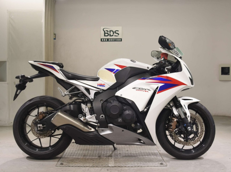Мотоцикл Honda CBR1000RR з пробігом 19919 km