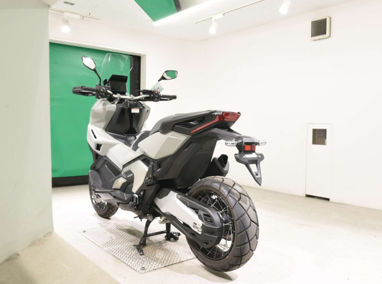 Мотоцикл Honda X-ADV750-2 с пробегом 3102 km