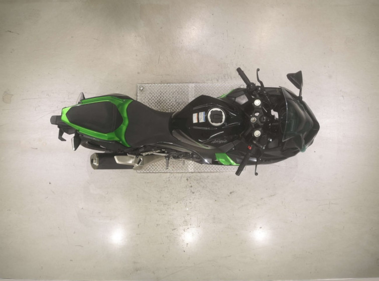 Мотоцикл Kawasaki NINJA400 з пробігом 18984 km